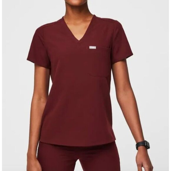 Figs NWT Catarina One-Pocket Scrub Top in Burgundy Size 2XL - Picture 1 of 5